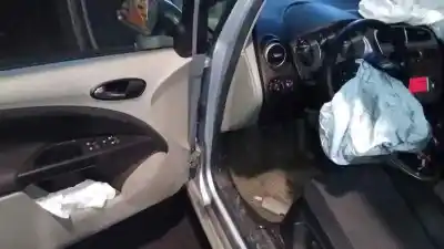 Veículo de Sucata seat altea (5p1) reference do ano 2008 alimentado bxe