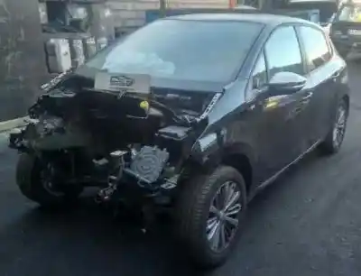 Veículo de Sucata peugeot 208 style do ano 2016 alimentado bh02