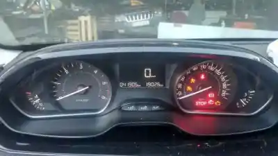 Veículo de Sucata peugeot 208 style do ano 2016 alimentado bh02