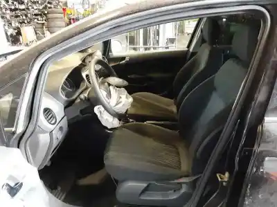 Veicolo di demolizione opel corsa d ´´111 years´´ dell'anno 2007 alimentato z13dth