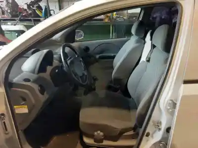 Vehicul casat chevrolet kalos 1.4 sr al anului 2002 alimentat f14d3