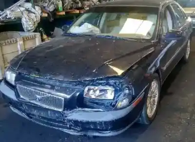 Véhicule à la ferraille volvo s80 berlina d5 de l'année 2002 alimenté d5244t
