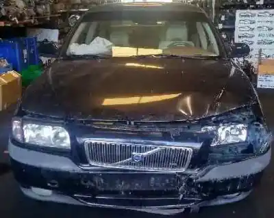 Véhicule à la ferraille volvo s80 berlina d5 de l'année 2002 alimenté d5244t