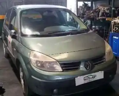 Veicolo di demolizione renault                                            scenic ii                                                                                                                                                                                                                                                  confort authentique                                                                                                                                                                                                                                        dell'anno 2003 alimentato k9k722