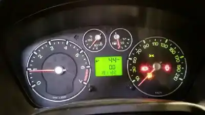 Veículo de Sucata ford fiesta (cbk) ambiente do ano 2006 alimentado fxja