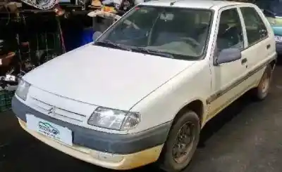 Veículo de Sucata citroen saxo 1.5 diesel do ano 1997 alimentado vjz