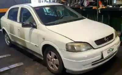 Sloopvoertuig opel                                               astra g berlina                                                                                                                                                                                                                                            comfort                                                                                                                                                                                                                                                    van het jaar 2004 aangedreven z16xe