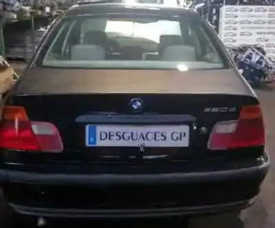 Veículo de Sucata bmw serie 3 berlina (e46) 320d do ano 2000 alimentado 204d1