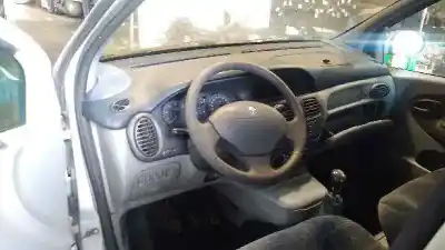 Scrapping Vehicle renault megane i scenic (ja0) 1.9 dti diesel cat of the year 1999 powered f9q a7