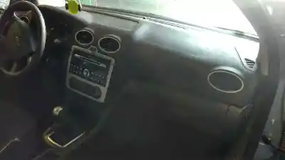 Veicolo di demolizione ford focus berlina (cap) trend dell'anno 2005 alimentato g8da