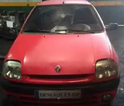 Veicolo di demolizione RENAULT CLIO II FASE I (B/CBO) 1.9 D Alize dell'anno 2001 alimentato F8Q630