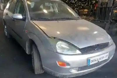 Veículo de Sucata ford                                               focus berlina (cak)                                                                                                                                                                                                                                        ambiente                                                                                                                                                                                                                                                   do ano 2000 alimentado c9da