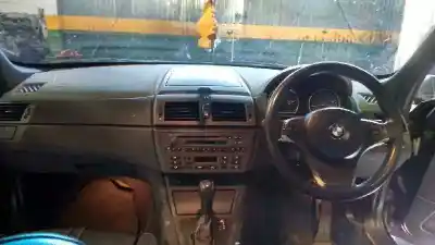 Veículo de Sucata bmw x3 (e83) 2.5i do ano 2004 alimentado m54b25