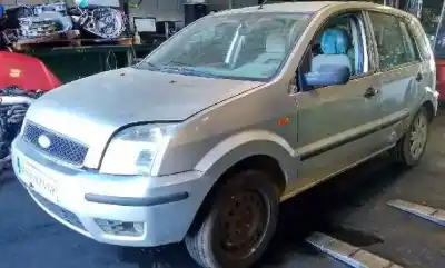 Veículo de Sucata ford fusion (cbk) + do ano 2004 alimentado f6ja