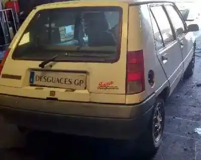 Veicolo di demolizione renault 5 (b/c40) c (c 400) dell'anno 1990 alimentato c1j