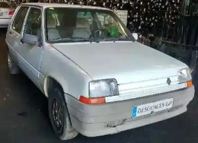 Veicolo di demolizione renault 5 (b/c40) c (c 400) dell'anno 1990 alimentato c1j