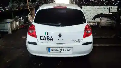 Veicolo di demolizione renault clio iii authentique dell'anno 2007 alimentato k9k766