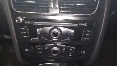 Veicolo di demolizione audi a4 berlina (b8) básico dell'anno 2012 alimentato cjc