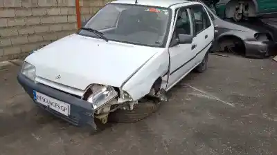 Véhicule à la ferraille citroen                                            ax                                                                                                                                                                                                                                                         1.0 armonia                                                                                                                                                                                                                                                de l'année 1995 alimenté cdz