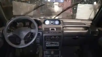 Здавання транспортного засобу mitsubishi montero (v20/v40) 3000 v6 gls року 1992 потужний 6g72