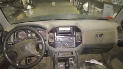 Здавання транспортного засобу mitsubishi montero (v60/v70) 3.2 di-d avance року 2002 потужний 4m41