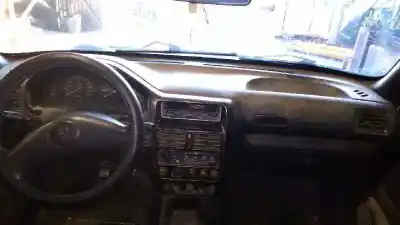 Sloopvoertuig peugeot 106 (s2) kid van het jaar 1999 aangedreven hdztu1m