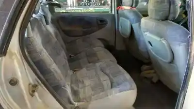 Здавання транспортного засобу renault scenic rx4 (ja0) 1.9 dci salomon року 2001 потужний f8q790