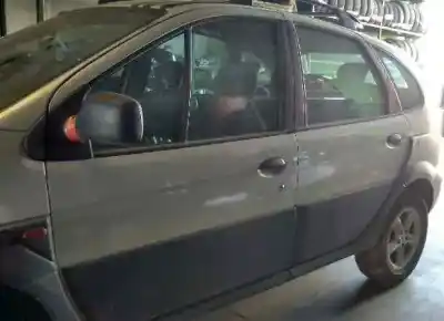 Здавання транспортного засобу renault scenic rx4 (ja0) 1.9 dci salomon року 2001 потужний f8q790