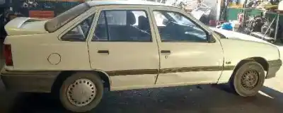 Veículo de Sucata opel kadett e california berlina do ano 1991 alimentado c14nz