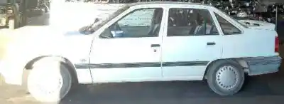 Veículo de Sucata opel kadett e california berlina do ano 1991 alimentado c14nz