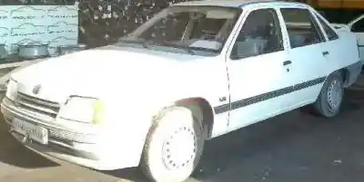 Veículo de Sucata opel kadett e california berlina do ano 1991 alimentado c14nz