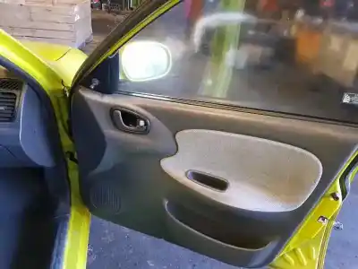 Veicolo di demolizione daewoo lanos cool dell'anno 2000 alimentato a15sms