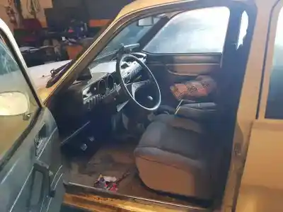 Vehículo de desguace renault                                            12                                                                                                                                                                                                                                                         s.l.e especial                                                                                                                                                                                                                                             del año 1975 con motor 