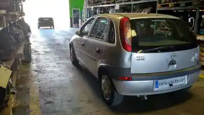 Здавання транспортного засобу opel corsa c club року 2001 потужний z12xe