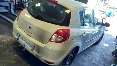 Sloopvoertuig renault clio iii authentique van het jaar 2010 aangedreven k9k