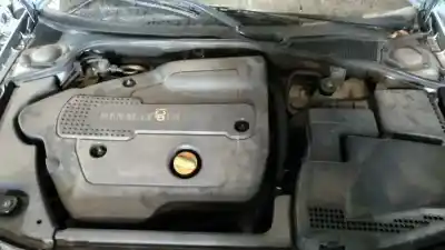 Vehicul casat renault laguna ii (bg0) authentique al anului 2002 alimentat f9q750