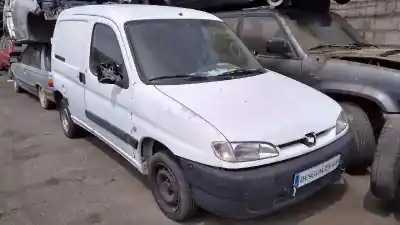 Veículo de Sucata PEUGEOT PARTNER (S1) Break do ano 2002 alimentado WJY