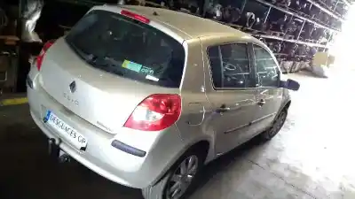 Veicolo di demolizione renault clio iii confort expression dell'anno 2007 alimentato k4j780