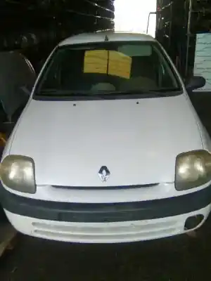 Vehículo de desguace renault clio ii fase i (b/cbo) 1.9 diesel del año 1999 con motor f8q