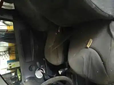 Veículo de Sucata citroen c2 furio do ano 2004 alimentado 8hx