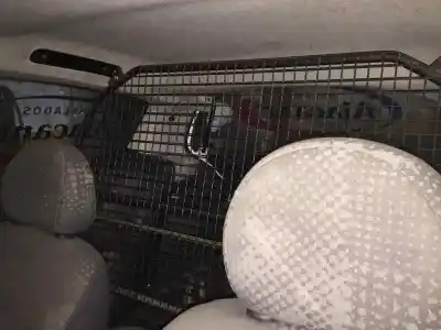 Veículo de Sucata citroen c2 furio do ano 2004 alimentado 8hx