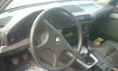 Veículo de Sucata bmw serie 5 berlina (e34) 525tds do ano 1993 alimentado 156t1