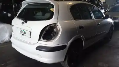 Veicolo di demolizione nissan almera (n16/e) acenta dell'anno 2001 alimentato yd22d