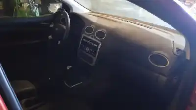 Veículo de Sucata ford focus berlina (cap) ambiente (d) do ano 2007 alimentado kkda