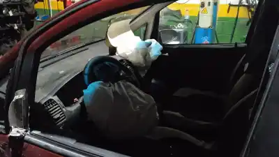 Vehicul casat opel zafira a club al anului 2004 alimentat y20dth