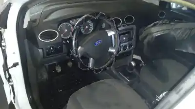 Veículo de Sucata ford focus berlina (cap) ghia do ano 2007 alimentado kkda