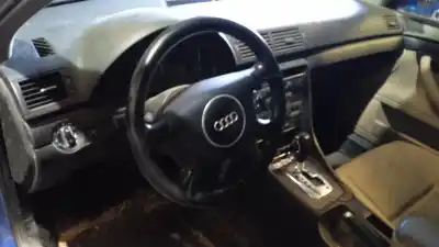 Veículo de Sucata audi a4 berlina (8e) 2.0 20v cat (alt) do ano 2003 alimentado alt