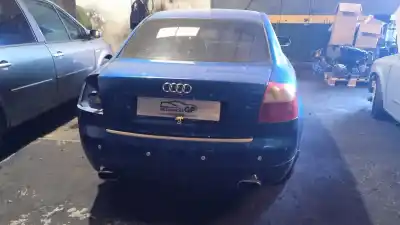 Veículo de Sucata audi a4 berlina (8e) 2.0 20v cat (alt) do ano 2003 alimentado alt