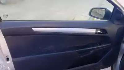 Здавання транспортного засобу opel astra gtc cosmo року 2006 потужний z17dth