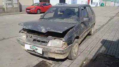 Véhicule à la ferraille citroen                                            ax                                                                                                                                                                                                                                                         14 trs tecnic                                                                                                                                                                                                                                              de l'année 1989 alimenté k1g